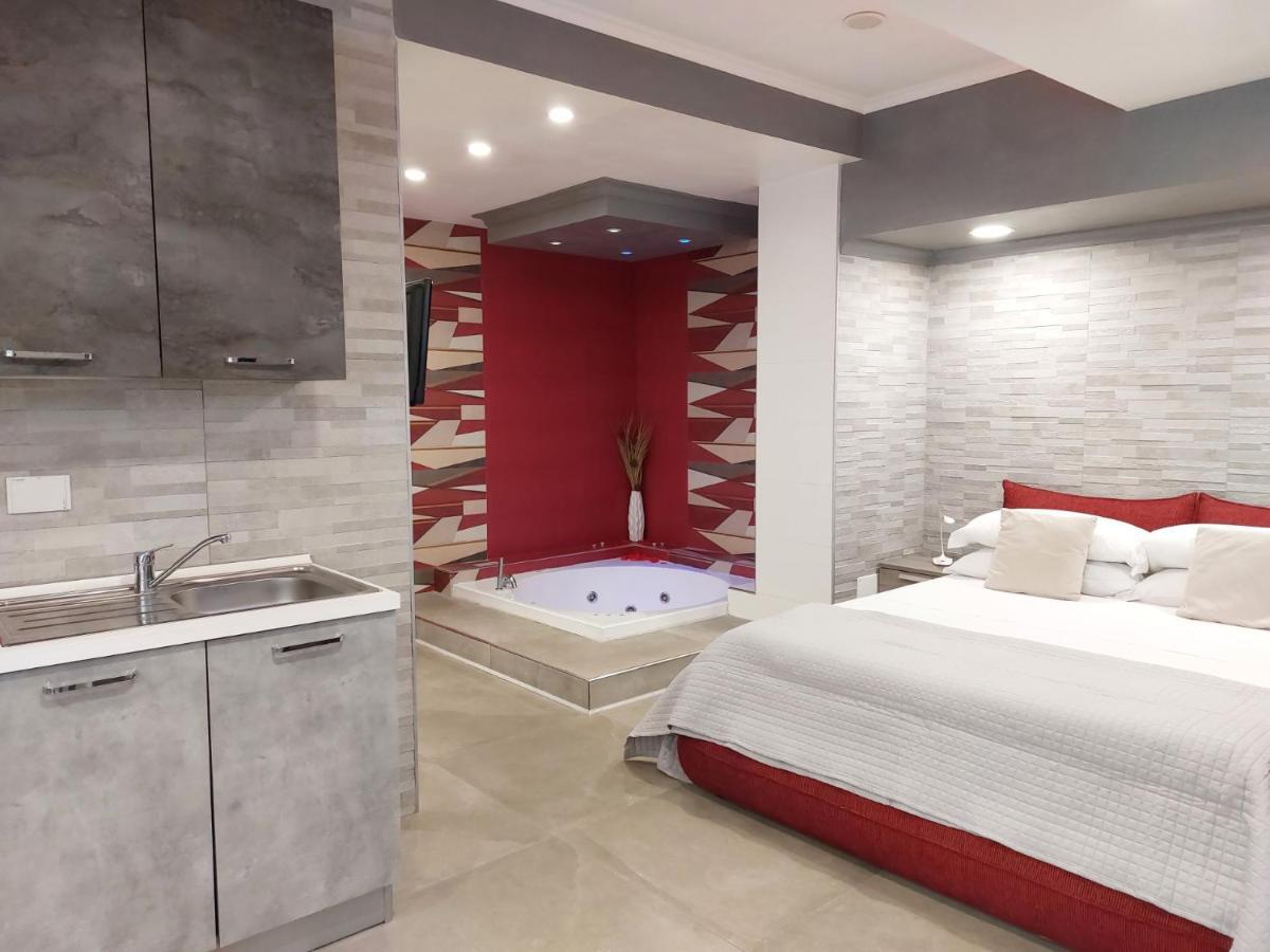 Sweet Home & Wellness Luxury Apartment Nettuno Exteriér fotografie